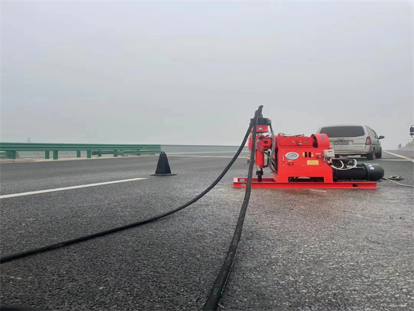 茂名马路路基路面开裂下沉注浆加固灌浆